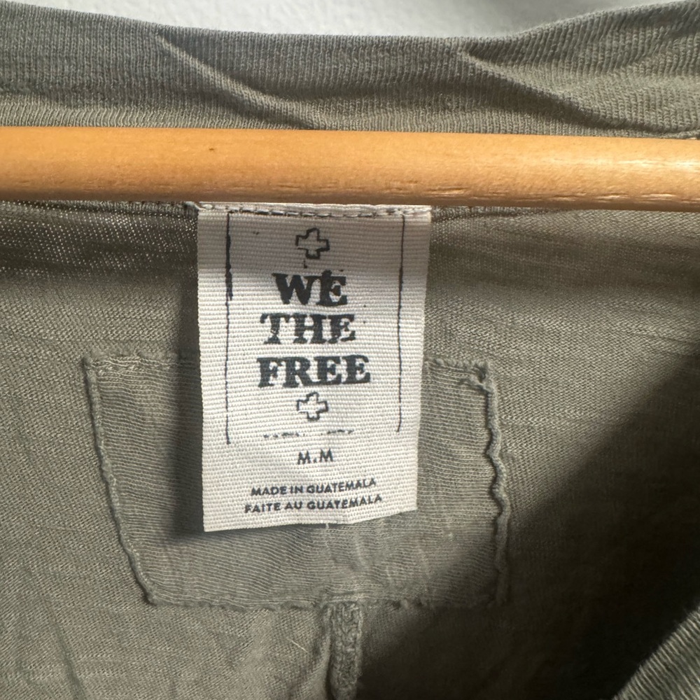 We The Free Free People Olive Long Sleeve Tee Size M Boho Raw Seam Top - Picture 3 of 3